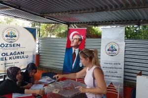 SENDİKAMIZIN OLAĞAN GENEL KURULU DEMOKRASİ ŞÖLENİNDE GEÇTİ
