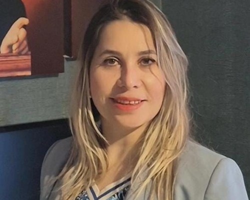 Betül DEMİROK